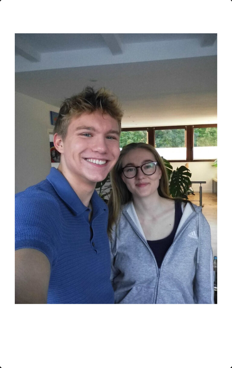 Sofortbild mit Leonard Conrads und Johanna Winter nach dem MENTLING-Interview